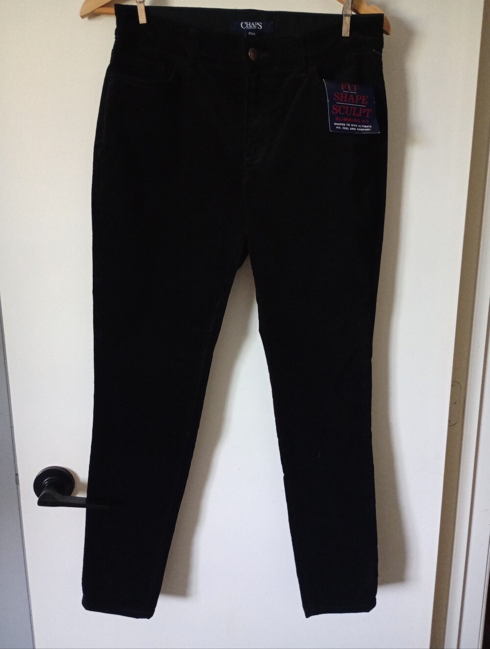 Chaps Slimming Fit Black Corduroy Jeans Size 6 NWT